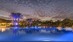 2 outdoor pools, pool umbrellas, sun loungers - Hotel Garden Beach (Castiadas)