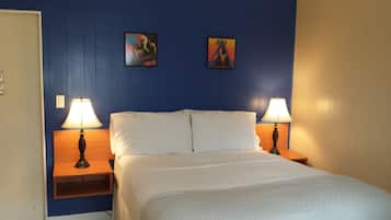 Habitación estándar, 1 cama Queen size, para no fumadores | Ropa de cama de alta calidad, escritorio y insonorización