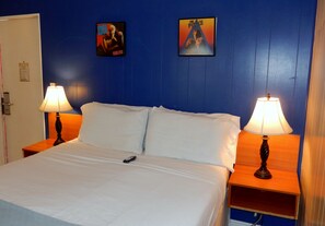 Standard Room, 1 Queen Bed, Non Smoking