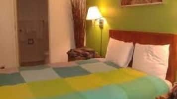 In-room safe, desk, iron/ironing board, free WiFi