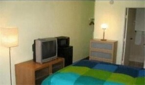 In-room safe, desk, iron/ironing board, free WiFi