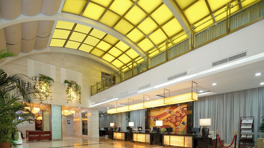 Yanling Hotel