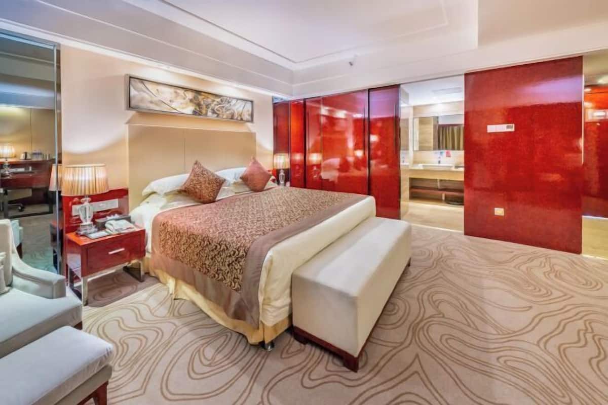 Hochwertige Bettwaren, Select-Comfort-Betten, Minibar, Zimmersafe