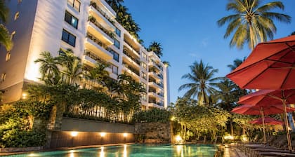 Saigon Domaine Luxury Residences