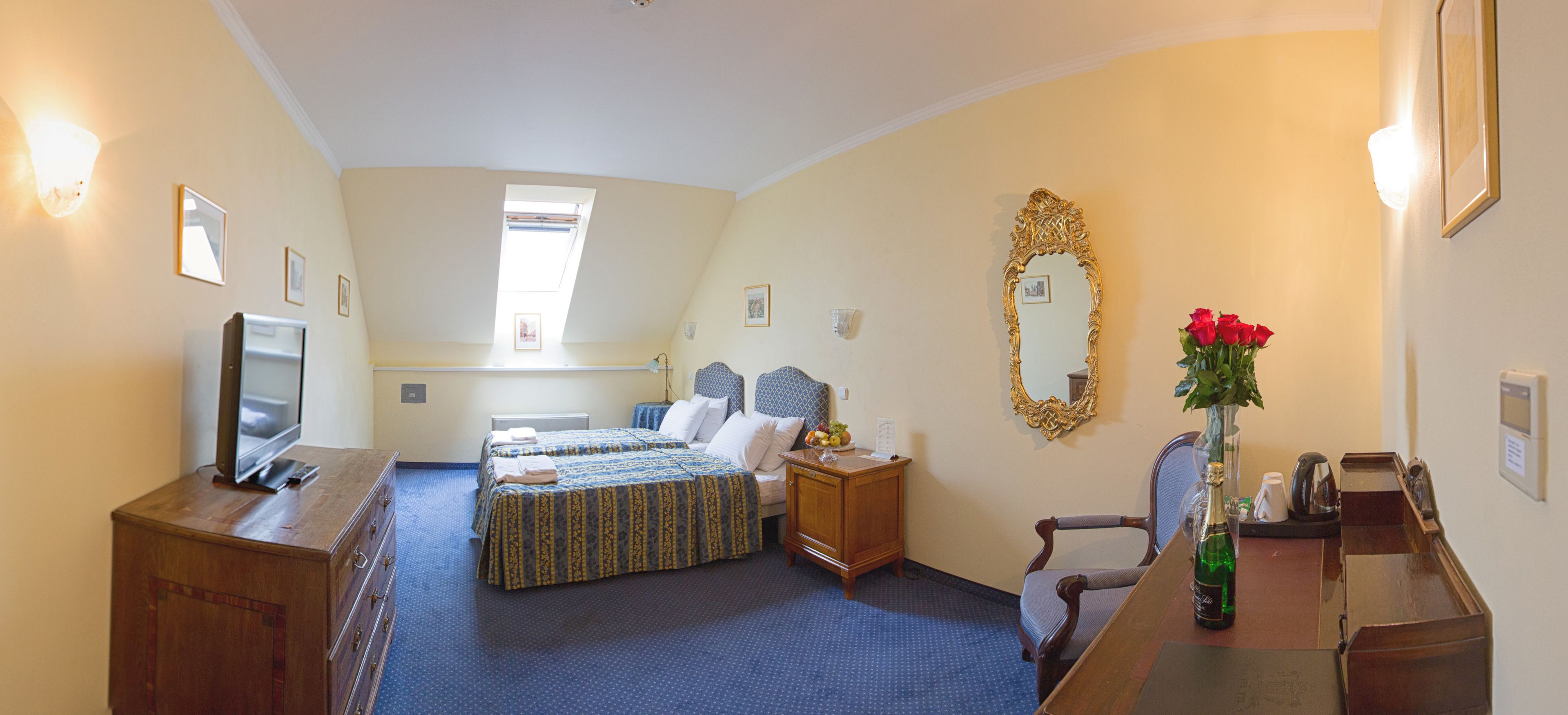 premium bedding, down duvets, minibar, in-room safe