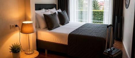 Chambre Standard avec lits jumeaux | Literie de qualité supérieure, couette en duvet d'oie