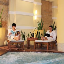 Couples treatment rooms, sauna, hot tub, steam room, Turkish bath