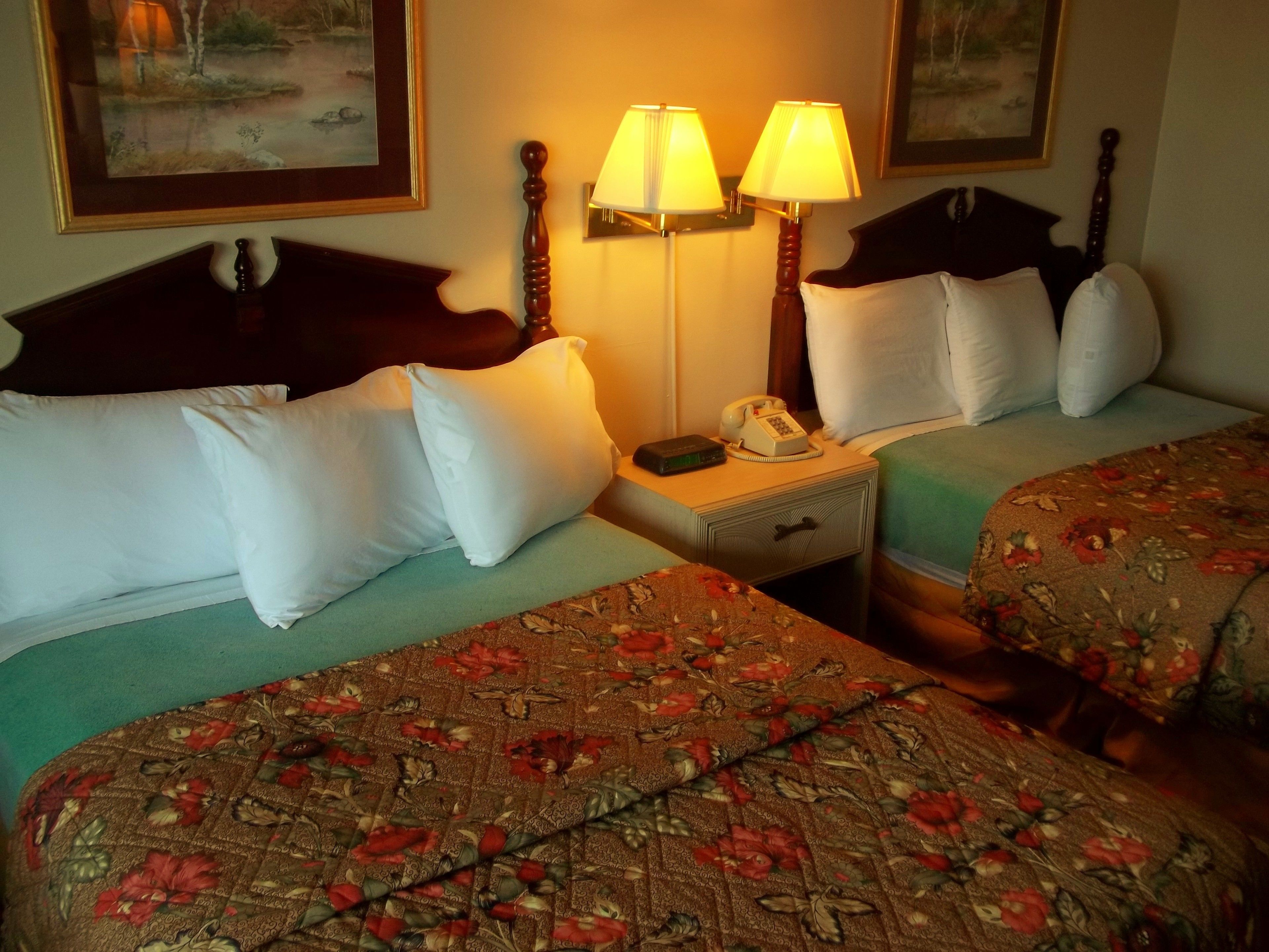 2 Double Beds, Smoking