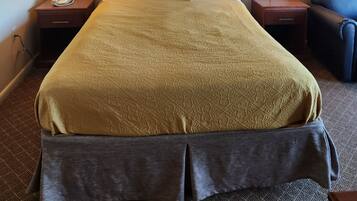 Værelse - 1 queensize-seng - ikke-ryger | 1 soveværelse, skrivebord, strygejern/strygebræt, gratis Wi-Fi