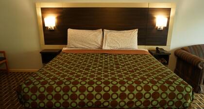 Budget Host Inn Fridley