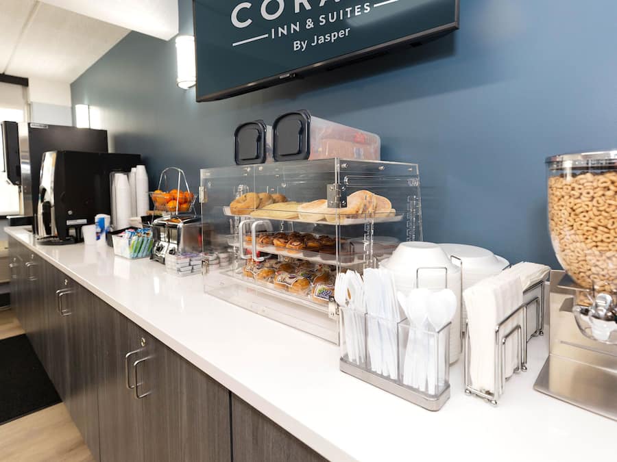 Free daily continental breakfast