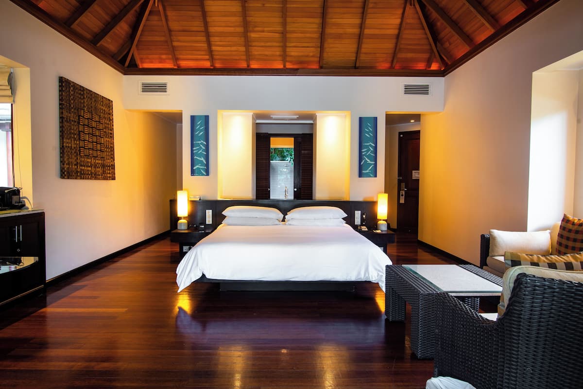 Premium bedding, minibar, in-room safe, individually decorated