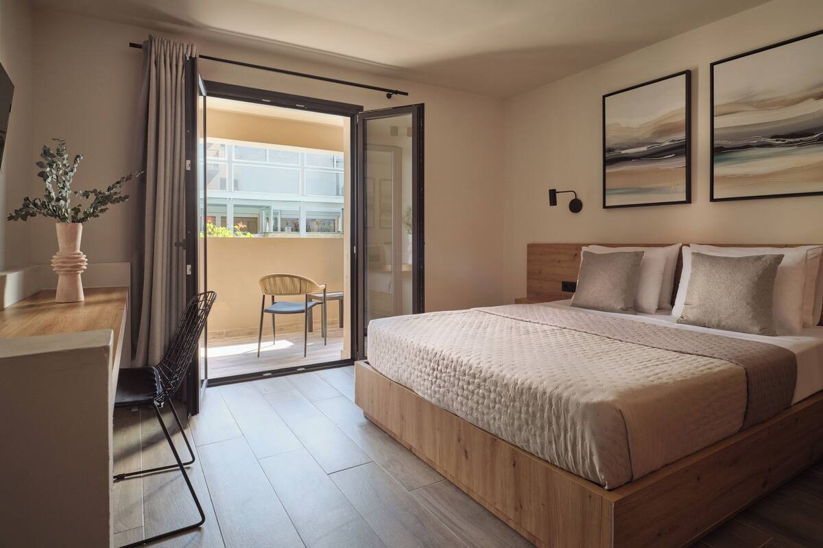2 Bedroom Family Room | Pemandangan dari kamar