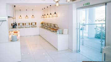 Lunch and dinner served, local and international cuisine