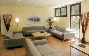 Sala de estar en el lobby
