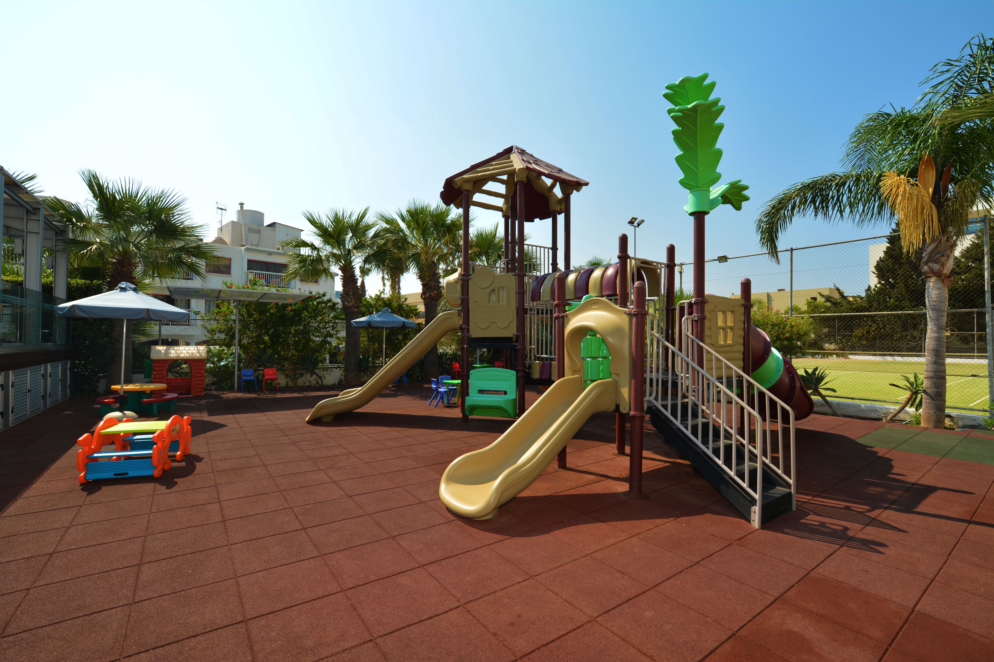 children’s play area – outdoor