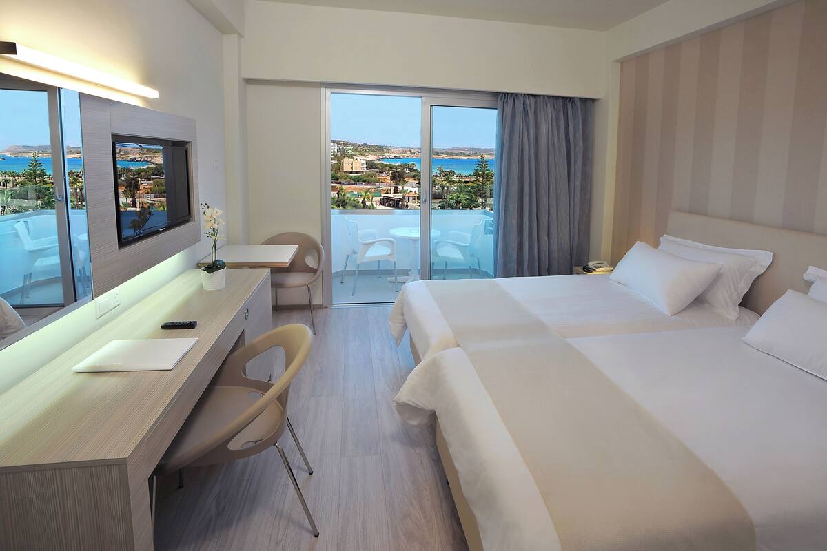In-room safe, desk, blackout curtains, soundproofing