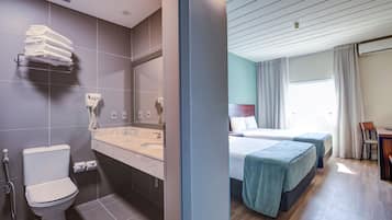 Minibar, in-room safe, desk, soundproofing