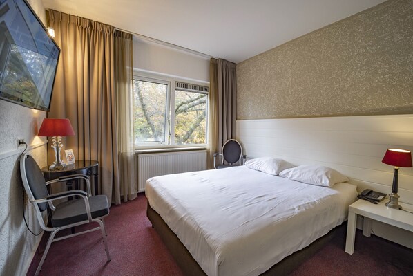 Doppelzimmer (small) | Daunenbettdecken, Schreibtisch, Babybetten, kostenloses WLAN