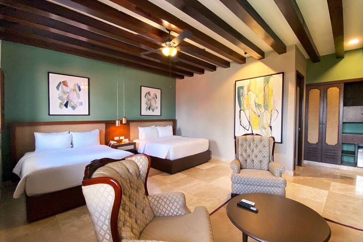 Premium bedding, minibar, in-room safe, desk