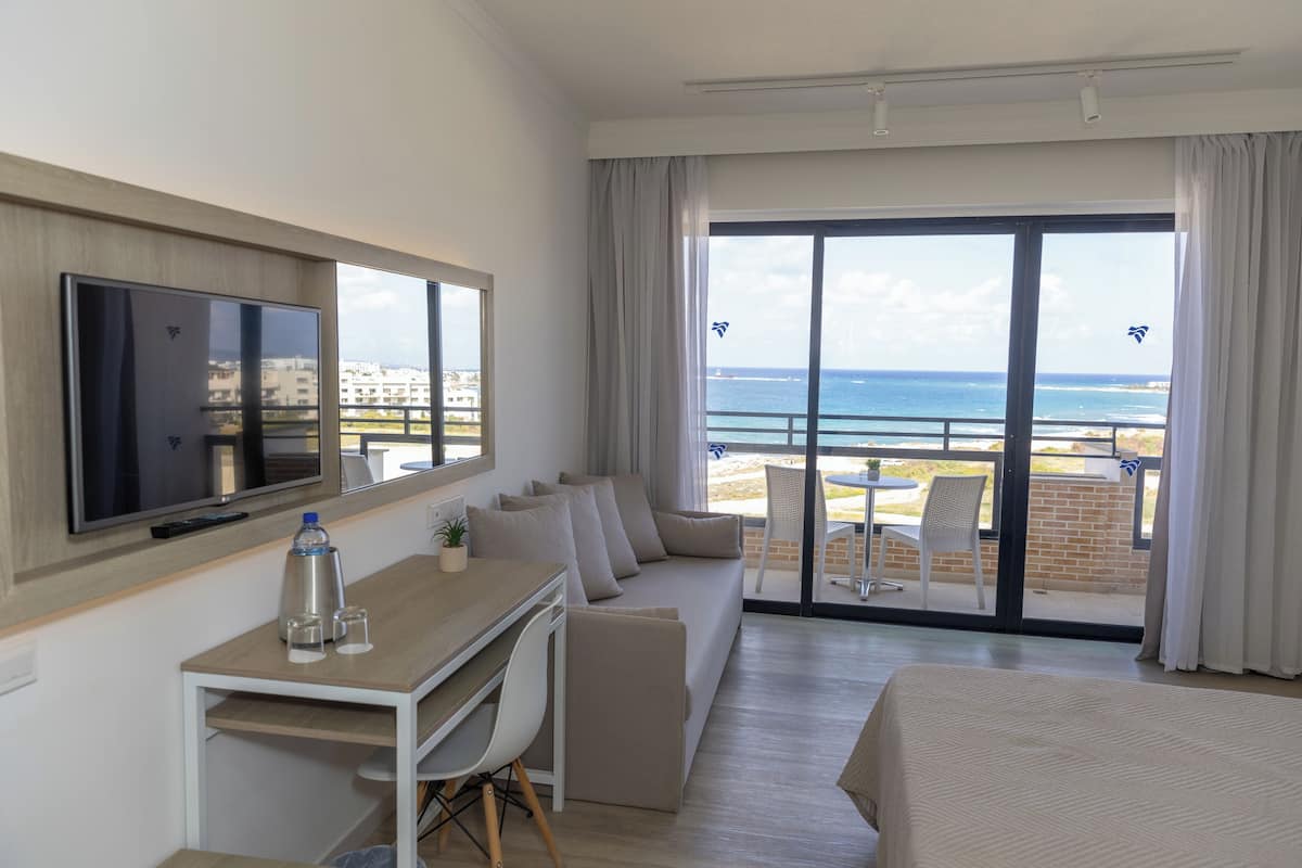1 Schlafzimmer, Minibar, Zimmersafe, laptopgeeigneter Arbeitsplatz