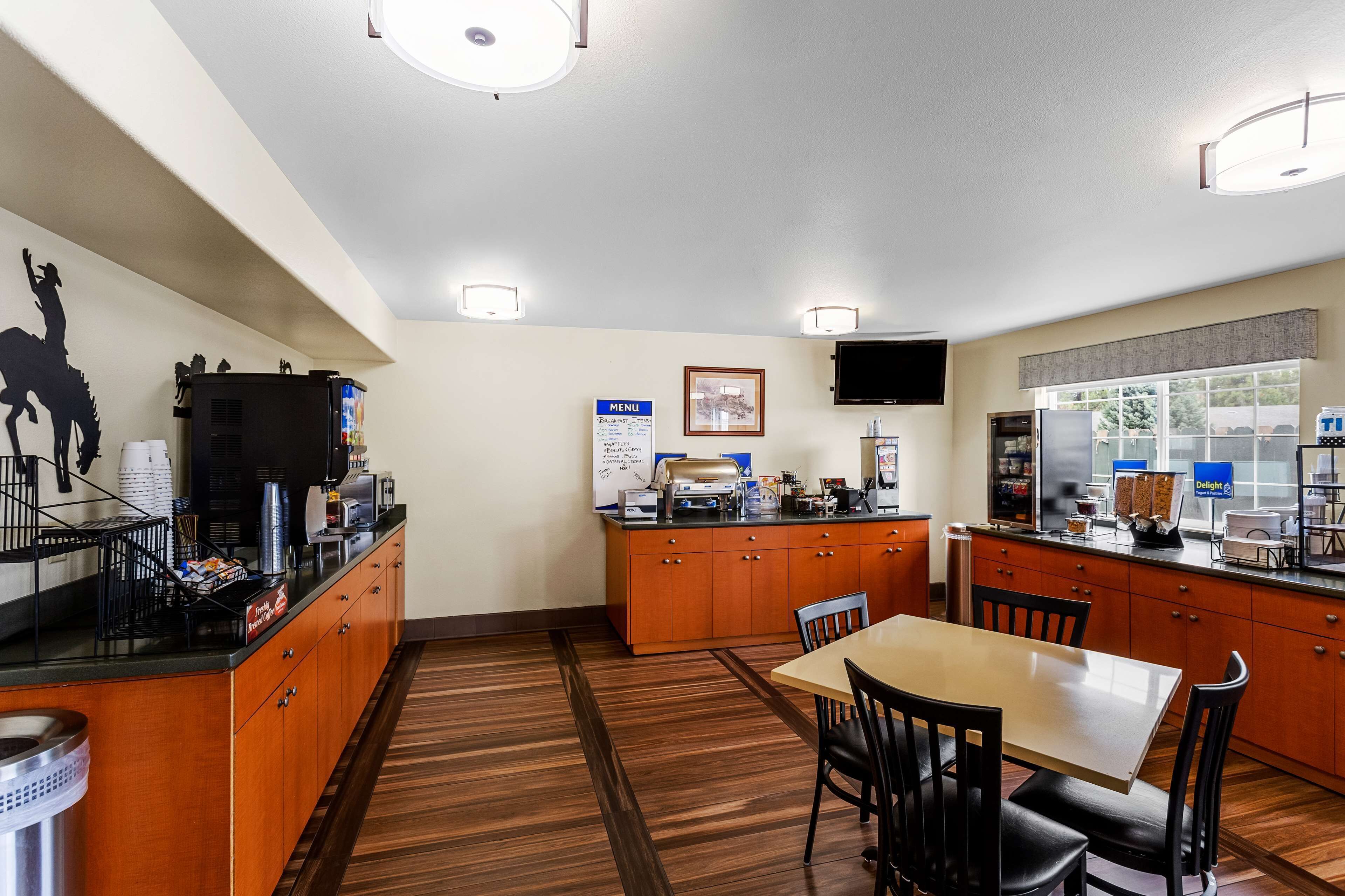 free continental breakfast