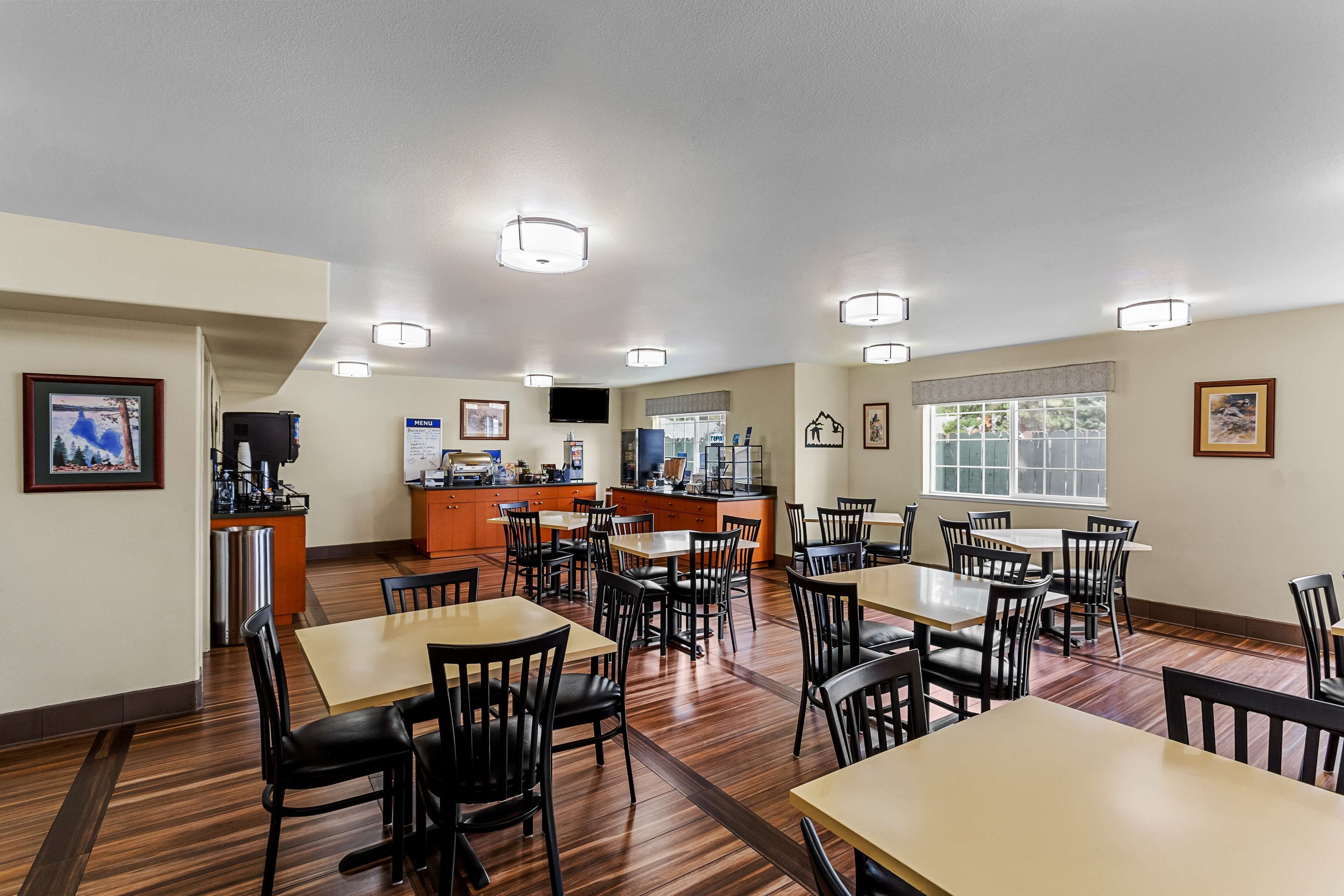 Free continental breakfast