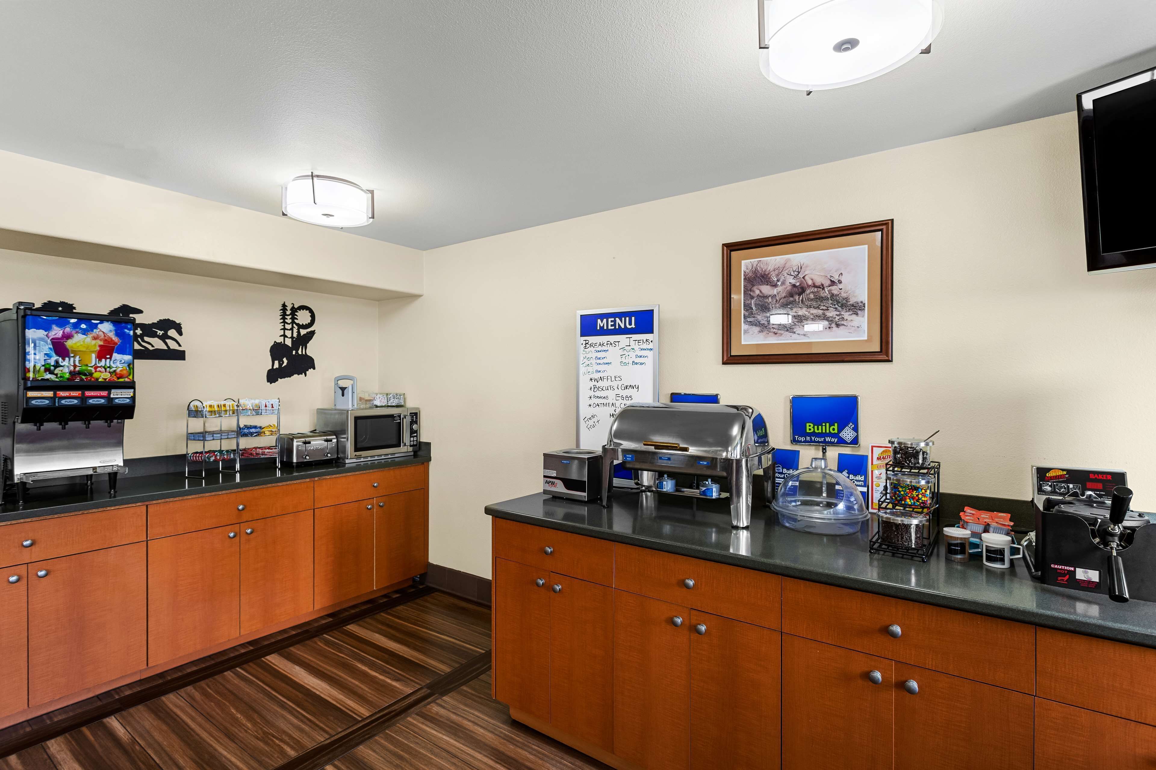 free continental breakfast