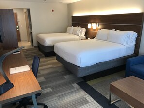 Suite, Plusieurs lits (Additional Living Area) | Couette en duvet, lit avec matelas à plateau-coussin, coffre-fort