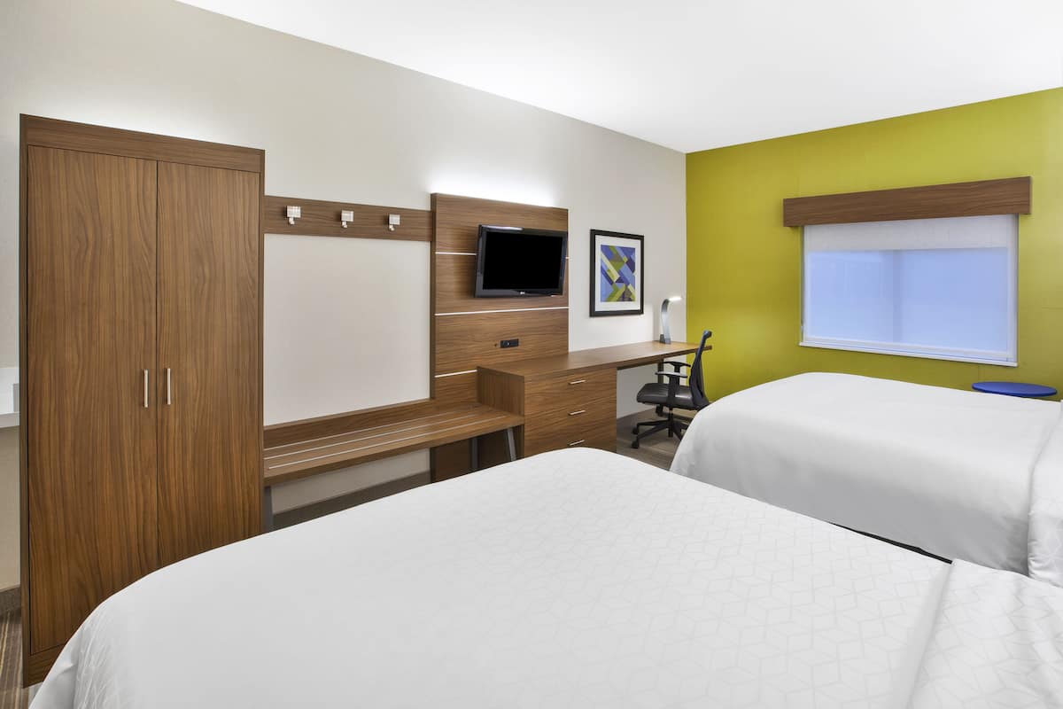 Standard Room, 2 Queen Beds | Down duvets, pillow-top beds, in-room safe, desk