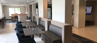 Holiday Inn Express Hotel & Suites Rochester - Victor by IHG