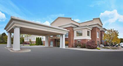 Holiday Inn Express Hotel & Suites Rochester - Victor by IHG