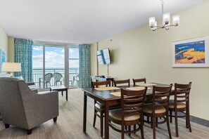 Dining - Seaside Resort (North Myrtle Beach)