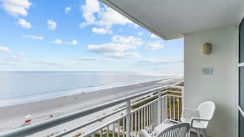 Basic Condo, 2 Bedrooms, Oceanfront | Terrace/patio