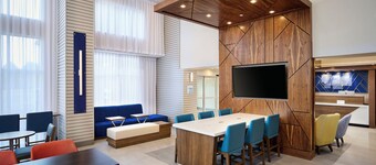 Holiday Inn Express and Suites Kitchener Southeast by IHG