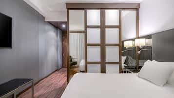 Ropa de cama de alta calidad y minibar 