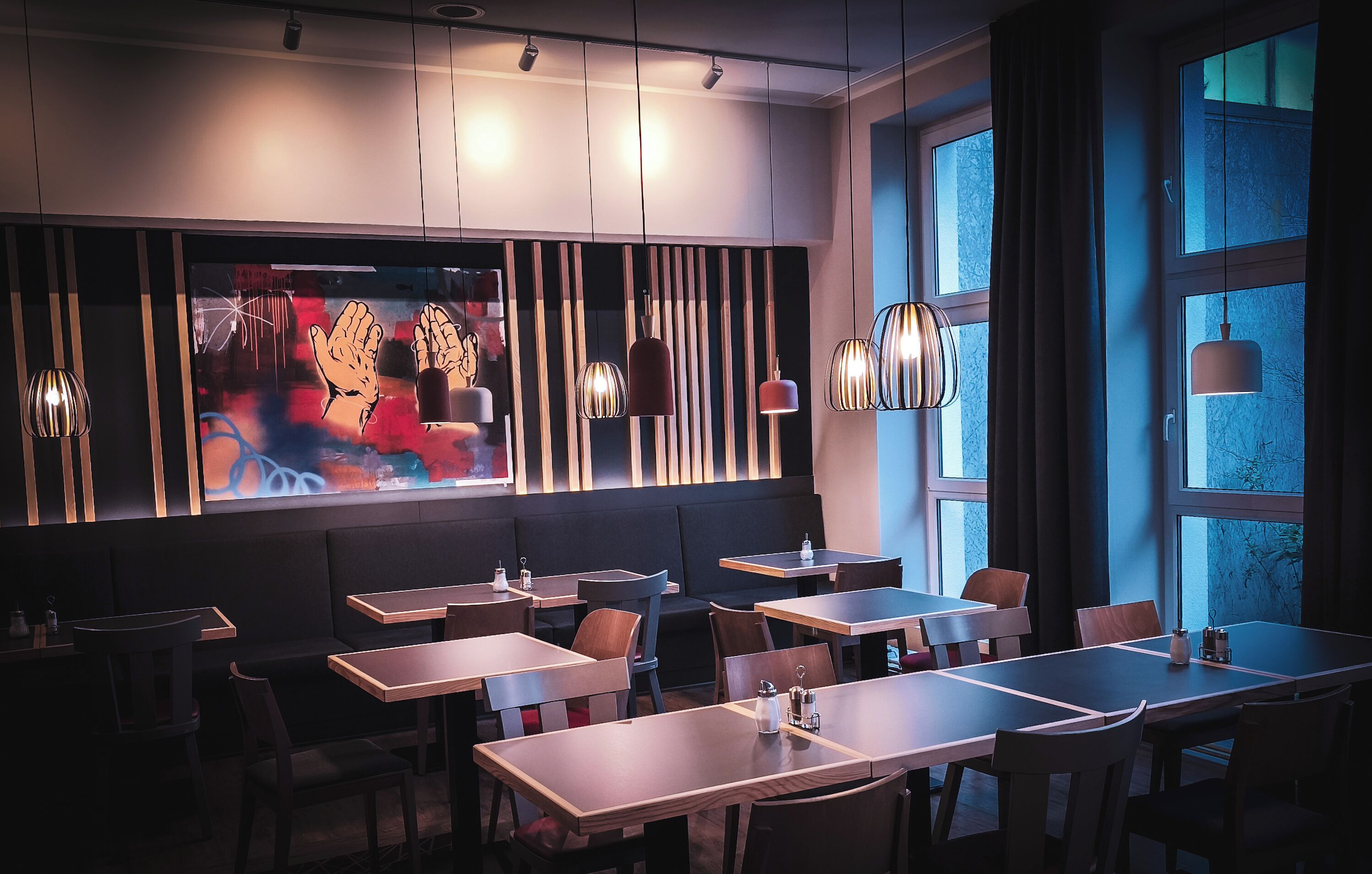 Se ofrece un desayuno bufé (12.00 EUR por persona)