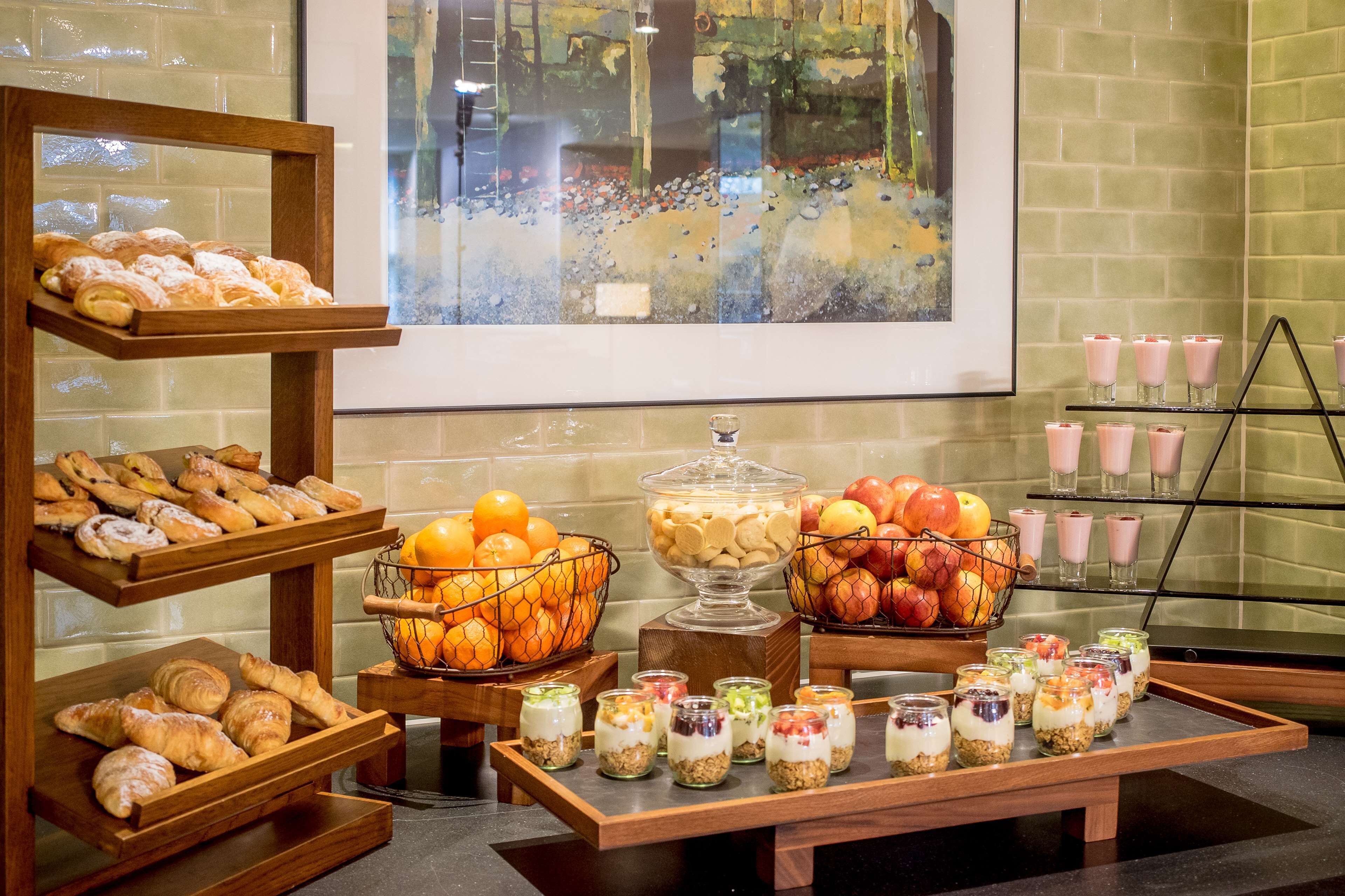 daily english breakfast (gbp 24.95 per person)