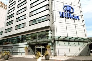 Exterior - Hilton London Canary Wharf (London)