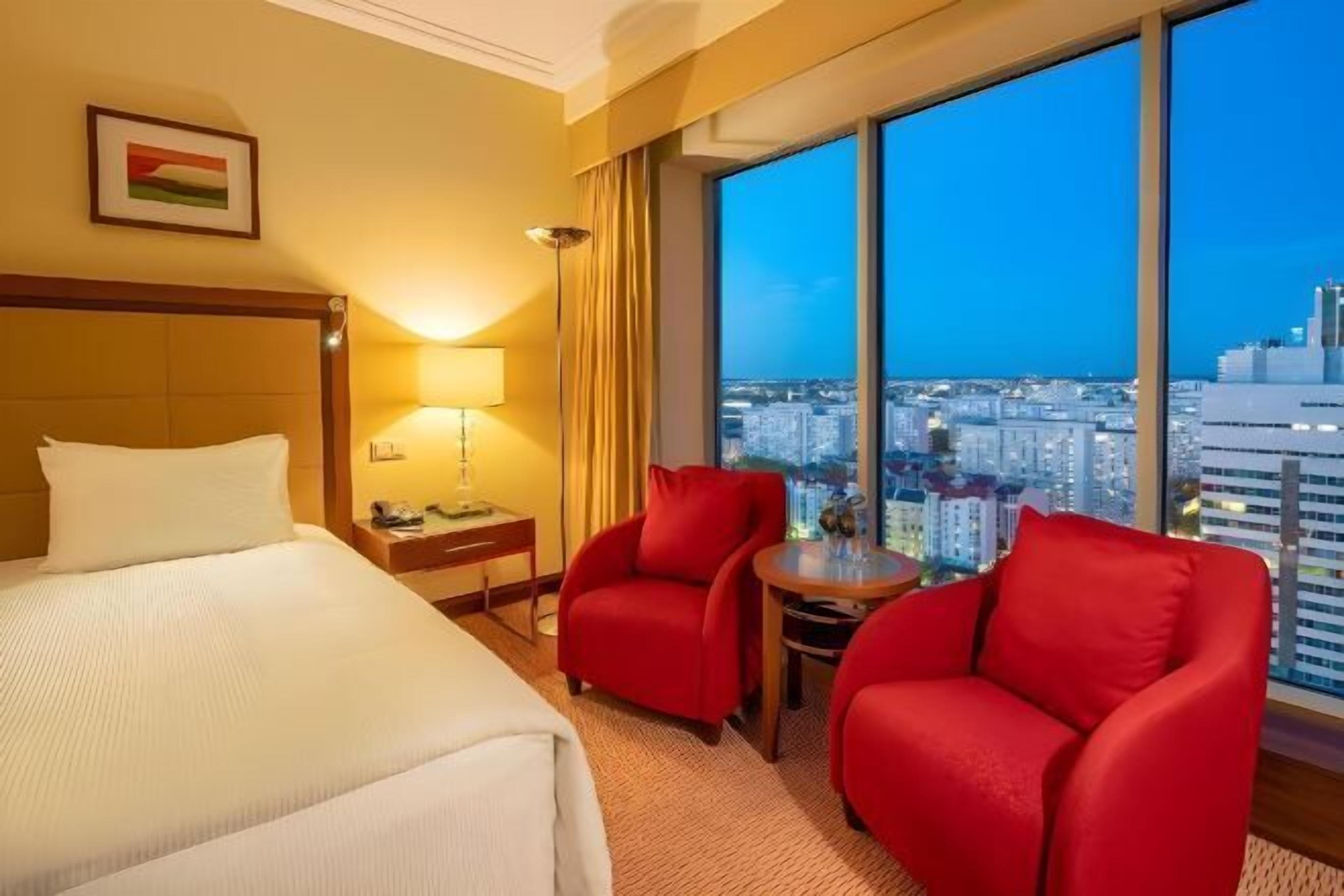 Premium bedding, minibar, in-room safe, desk