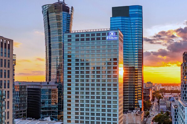 Exterior - Hilton Warsaw City (Warsaw)
