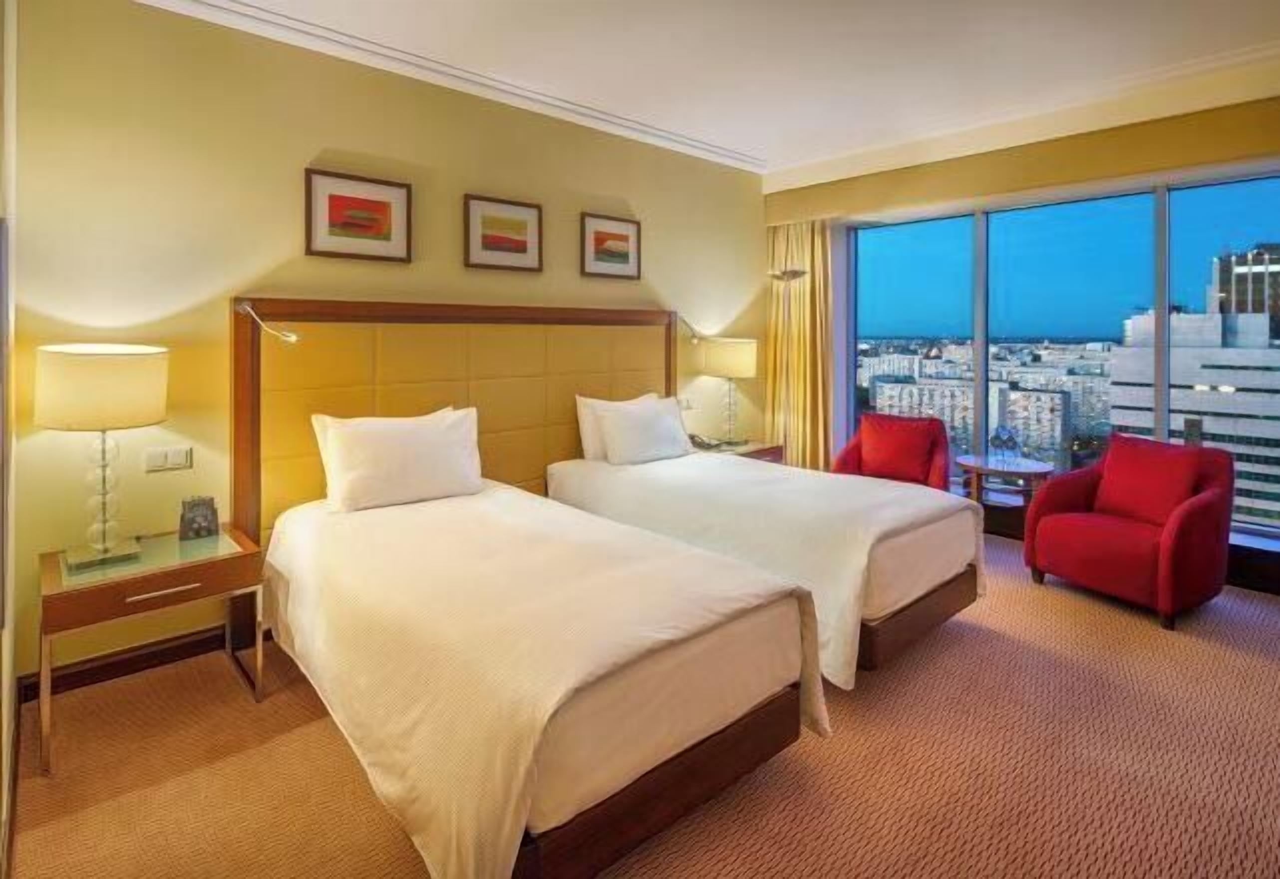 Premium bedding, minibar, in-room safe, desk