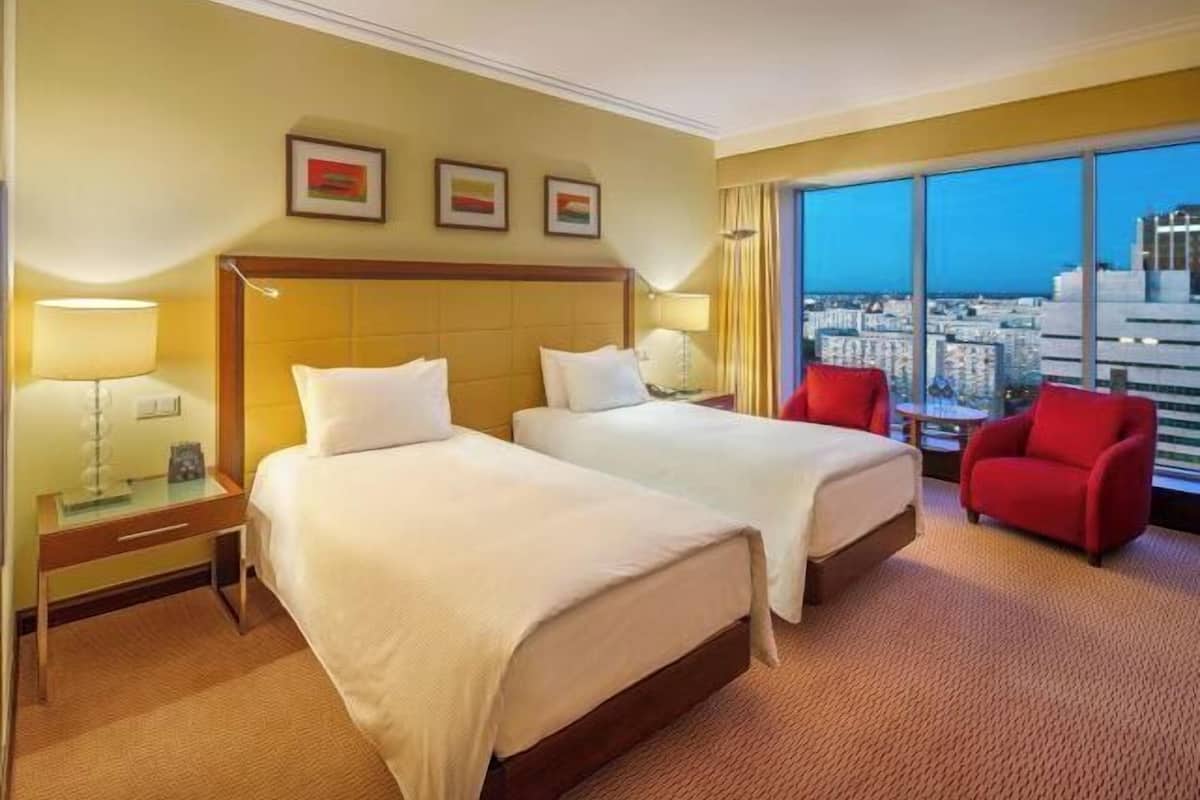 Premium bedding, minibar, in-room safe, desk