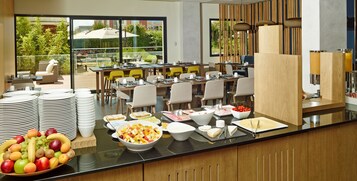 Desayuno buffet incluido todos los días