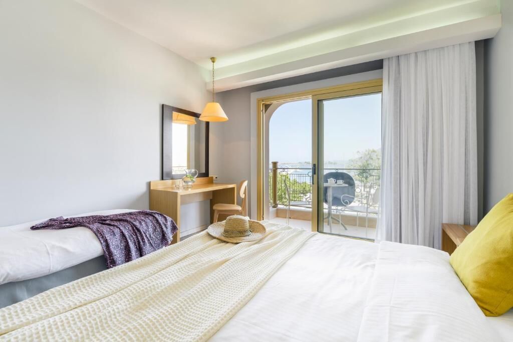 Minibar, desk, blackout curtains, soundproofing