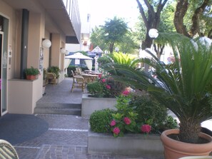 Property grounds - Hotel Des Bains (Cattolica)