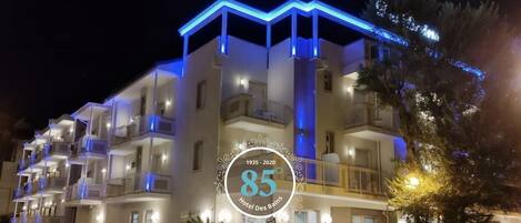 واجهة المنشأة