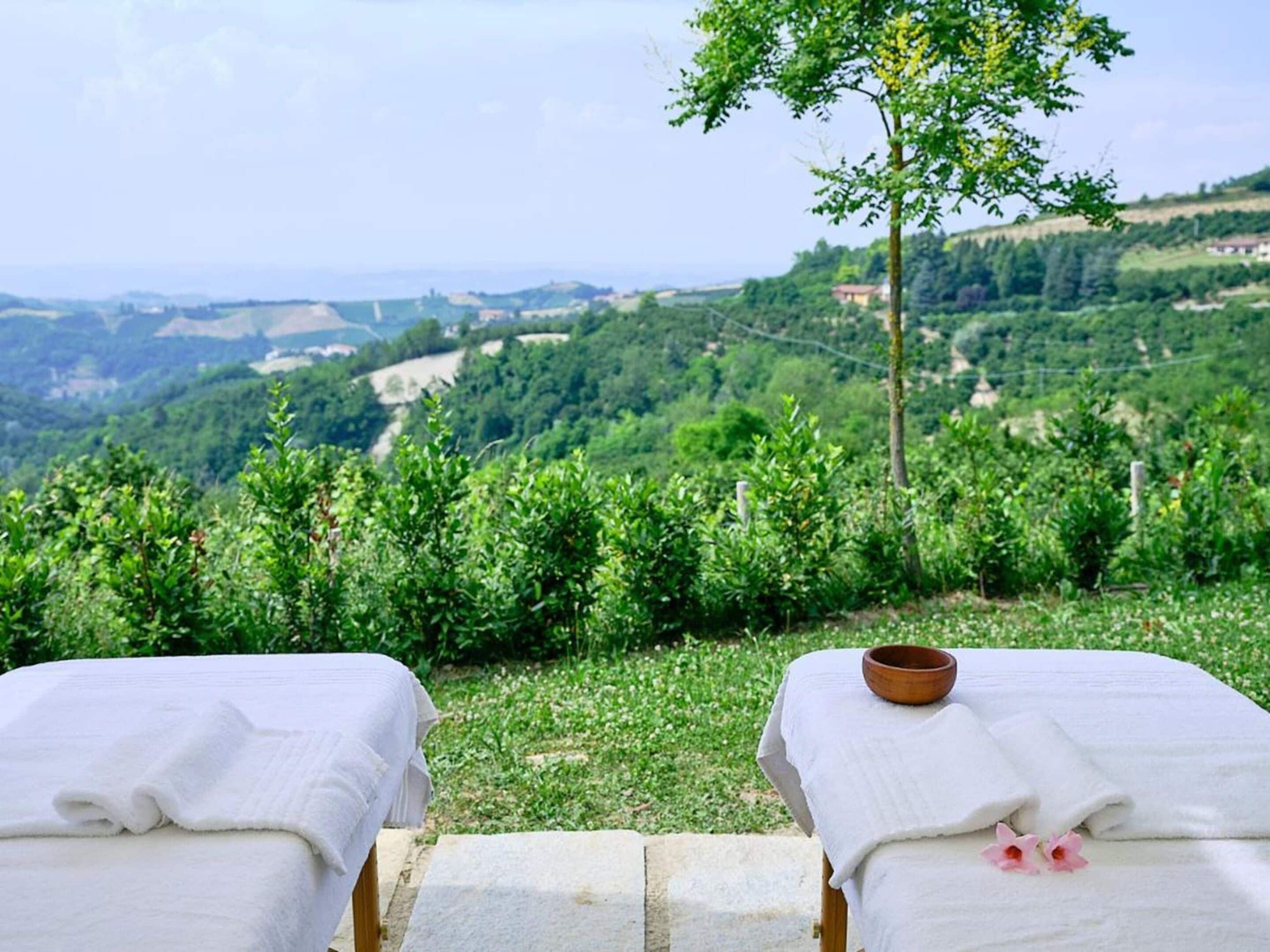 Sauna, hot tub, massages