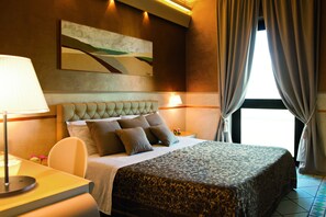 Literie de qualité supérieure, minibar, coffres-forts dans les chambres