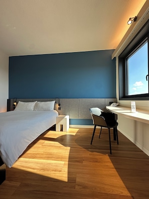 1 chambre, coffres-forts dans les chambres, bureau